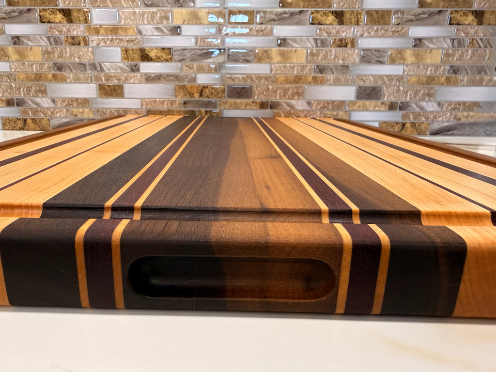 Heirloom Elite Cutting Board — Edge Grain Walnut, Maple & Purpleheart (16” × 22”)