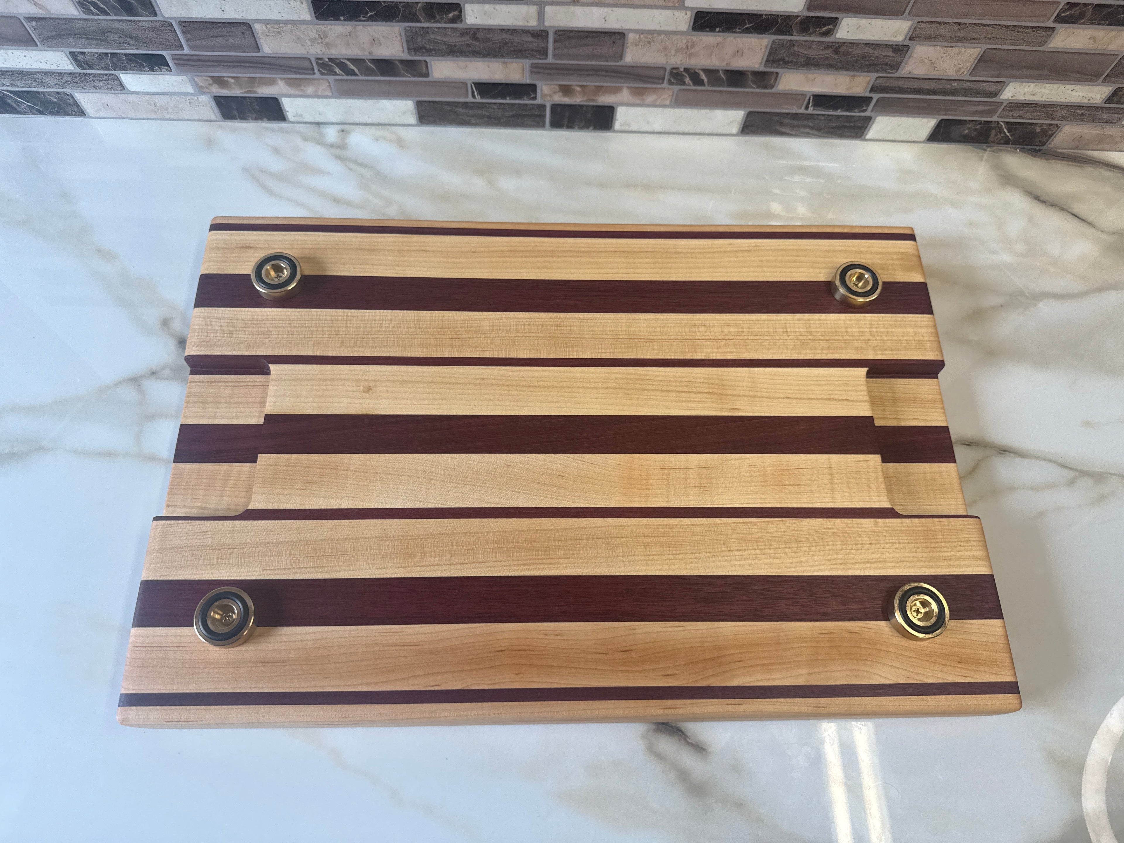 Heritage Cutting Board 18" × 12" × 1.5" — Edge Grain