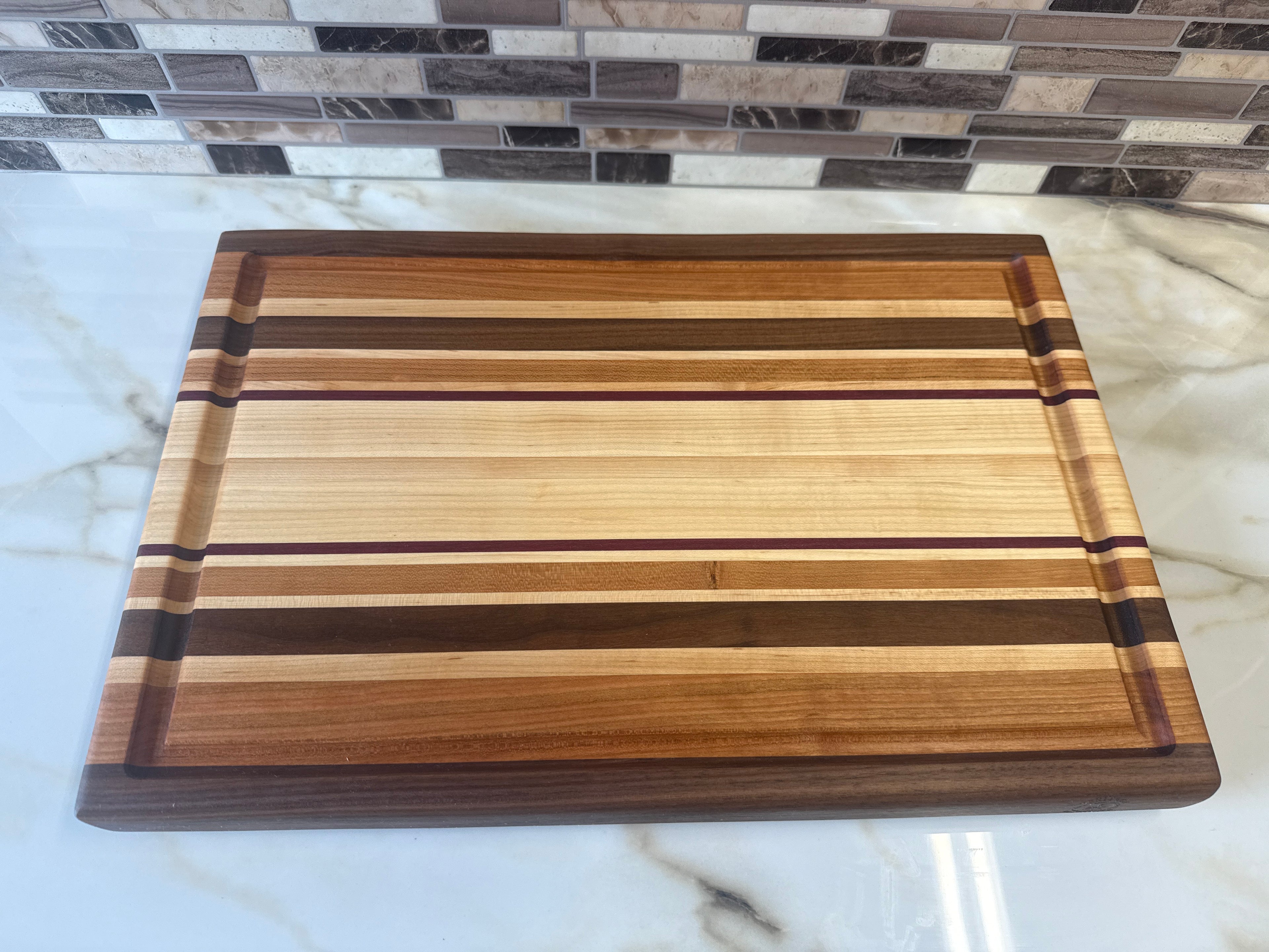 Heritage Cutting Board 18" × 12" × 1.5" — Edge Grain
