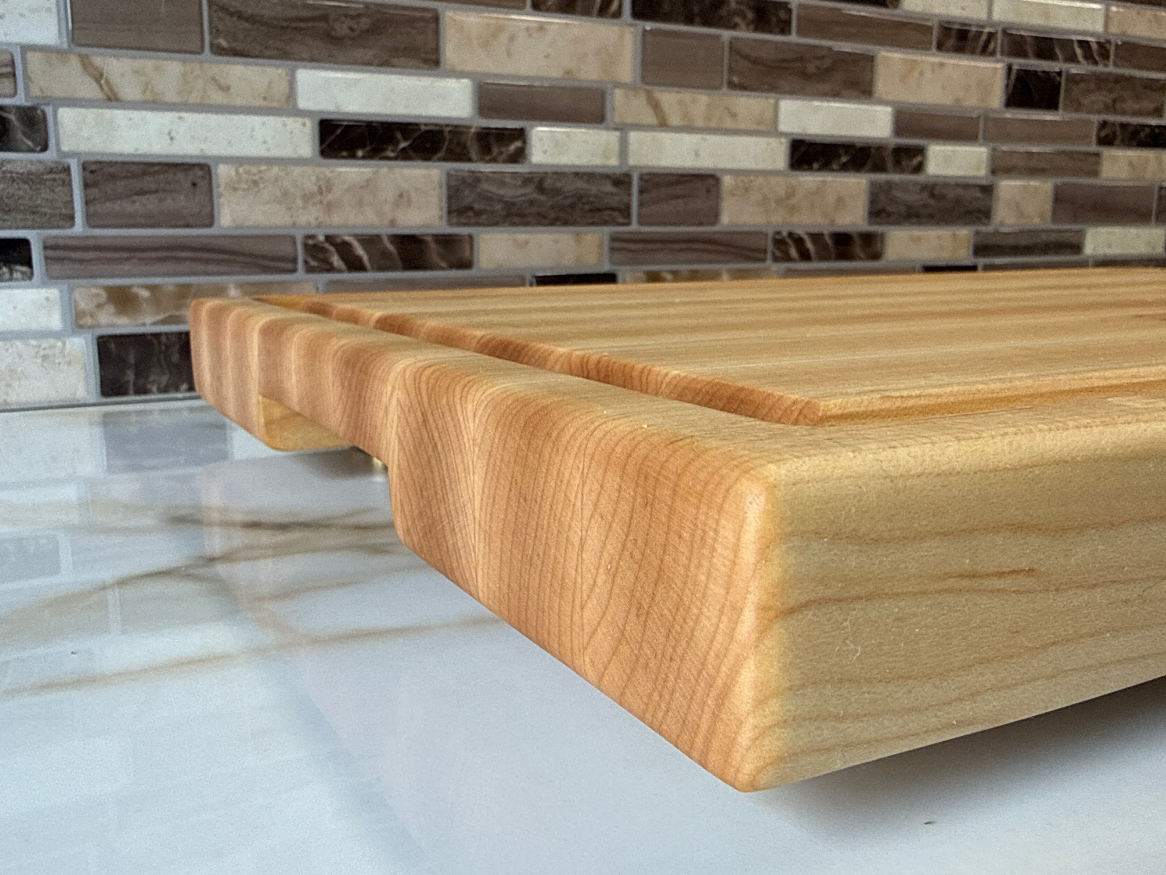 The Heritage Collection – Maple 18" × 12" × 1.5" — Edge Grain