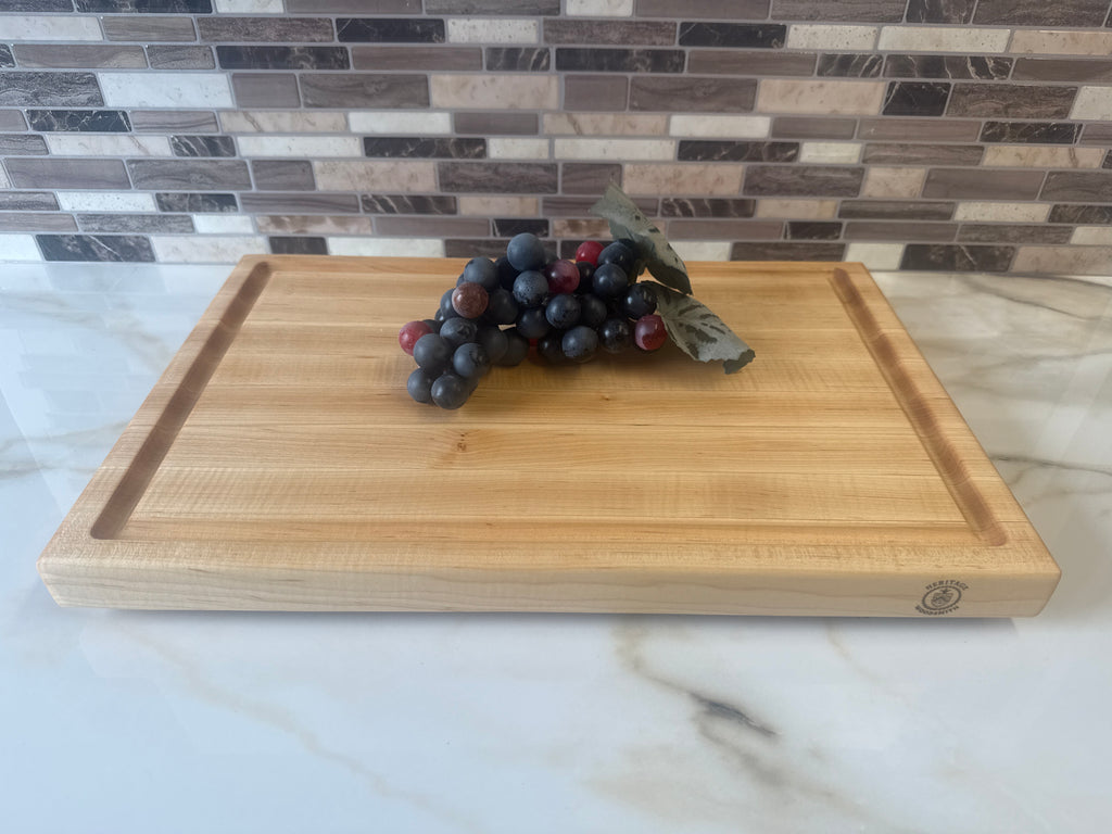 The Heritage Collection – Maple 18" × 12" × 1.5" — Edge Grain
