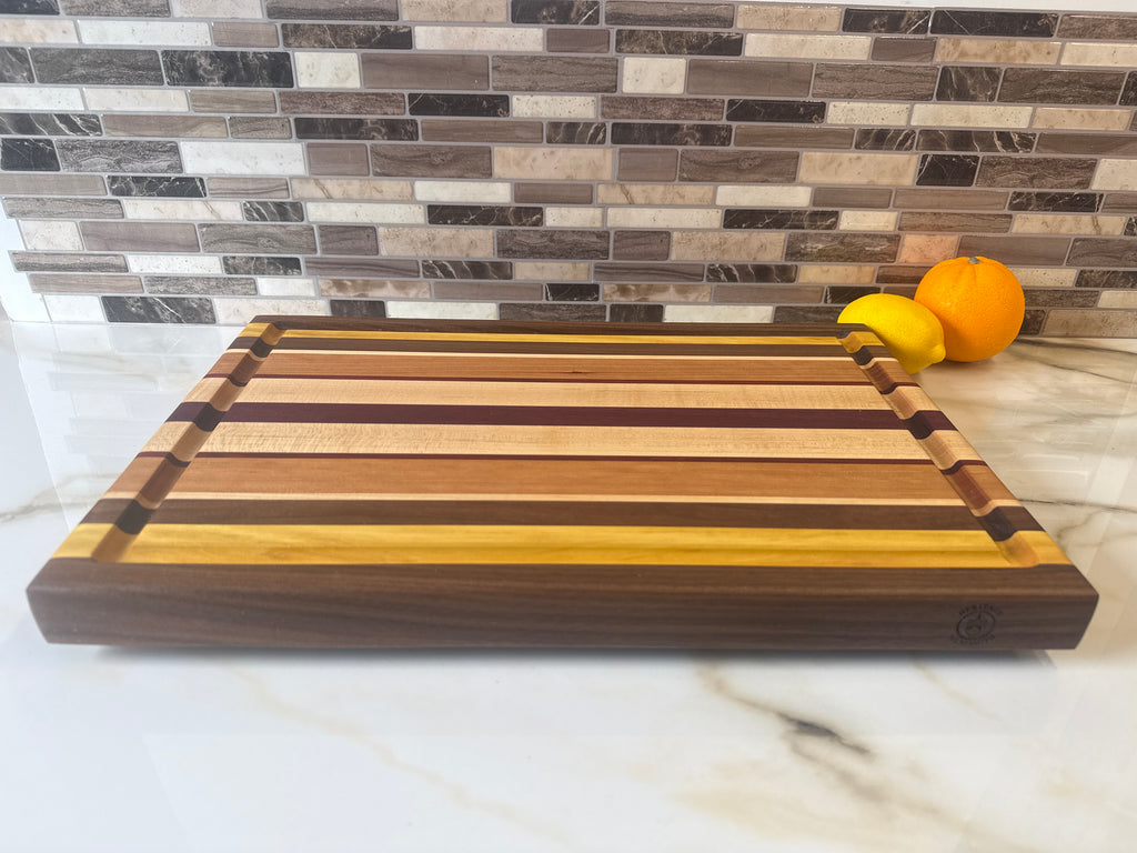 Heritage Cutting Board 18" × 12" × 1.5" — Edge Grain